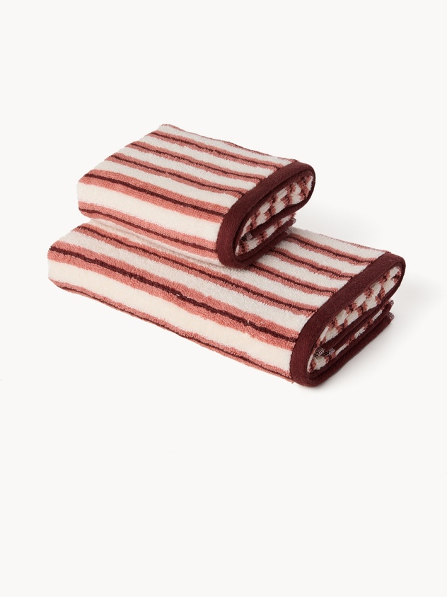 Yarn-dyed cotton towel