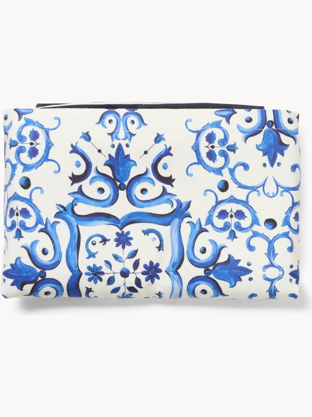 Microfiber Beach Towel with Pockets - Introductory Price