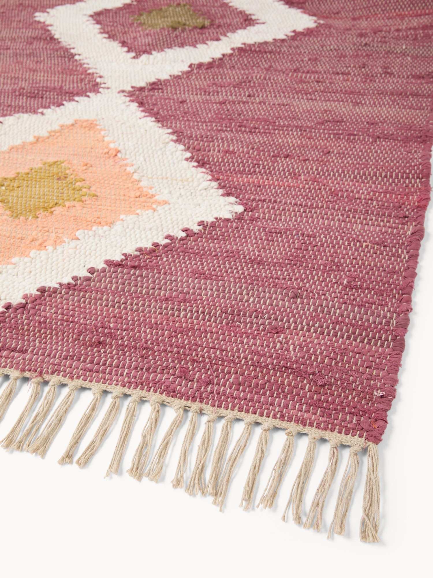 Chindi rug with recycled cotton and fringes - Discounted Price, Pink, large image number 1