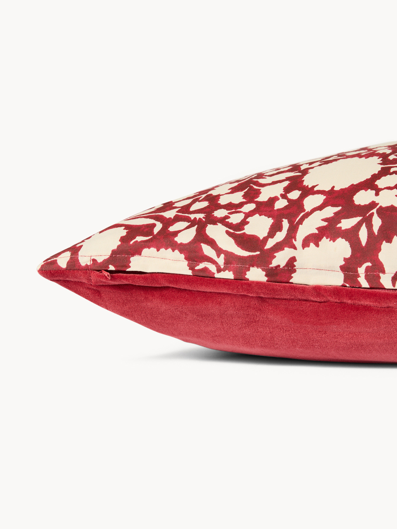 Cuscino 60x60 con stampa floreale, Rosso, large image number 2