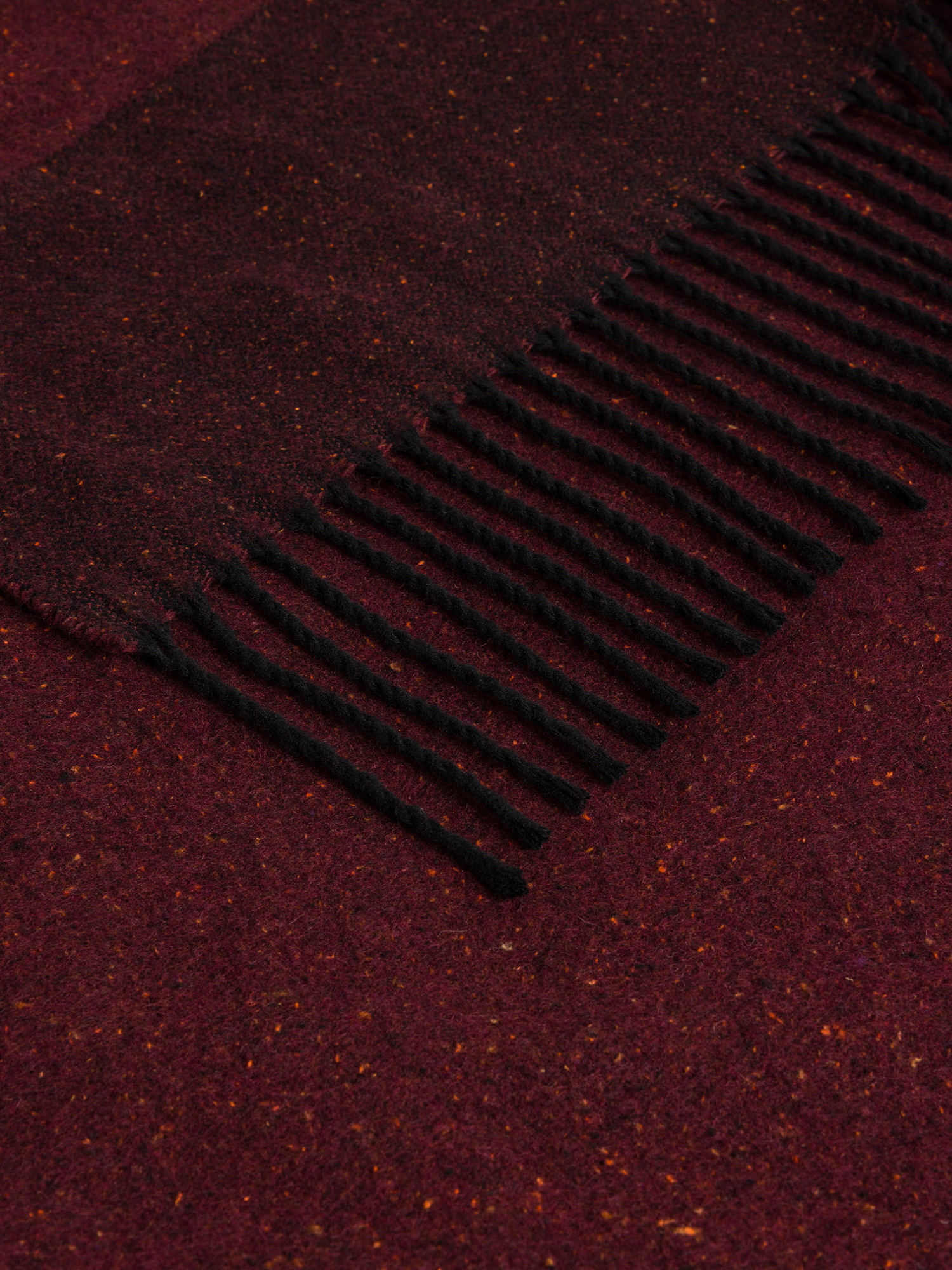 Soft throw made in Italy, Red Bordeaux, large image number 1