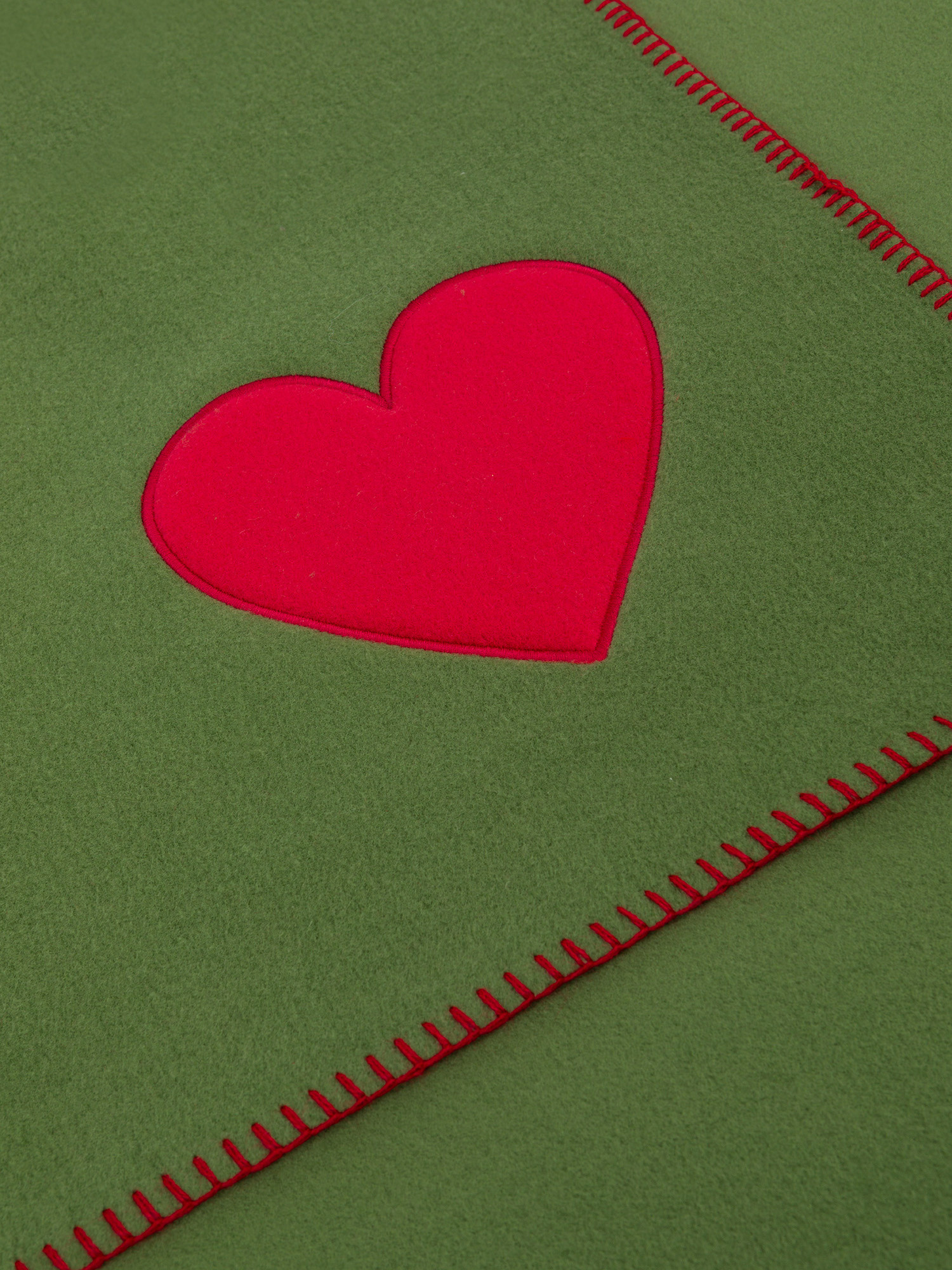 Fleece plaid with heart embroidery, Green, large image number 1