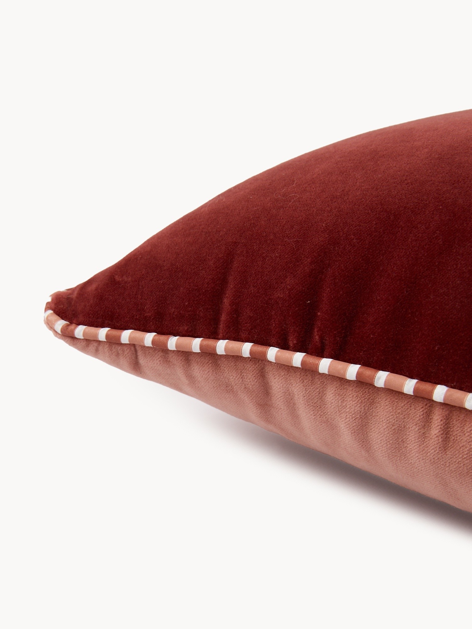 Reversible velvet cushion 45x45cm, Red Bordeaux, large image number 2