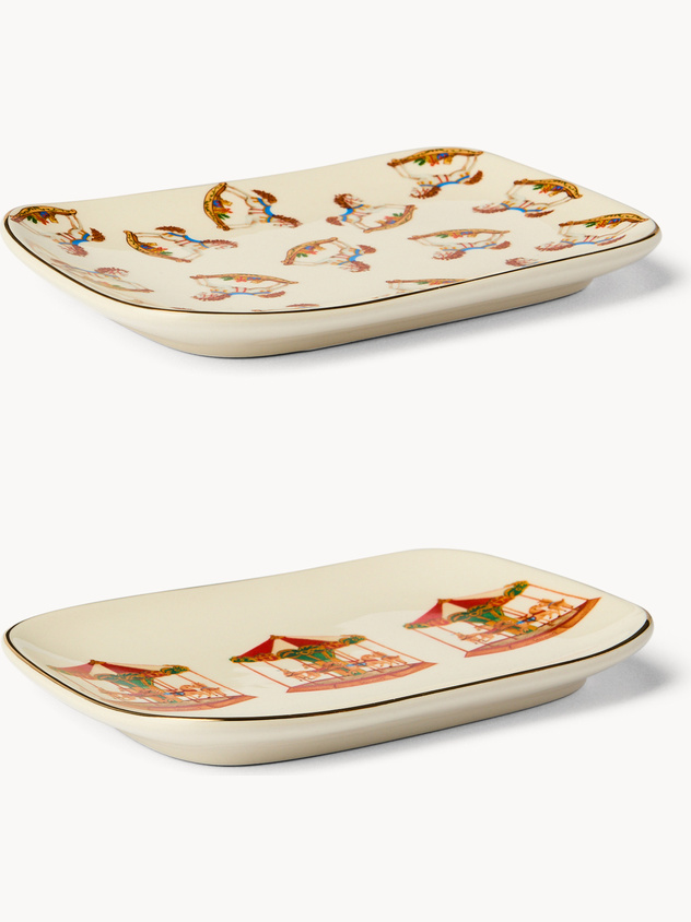Decorated stoneware rectangular plates
