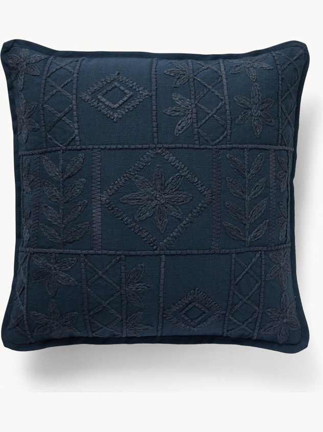 Cuscino con ricamo floreale a rilievo 45x45cm