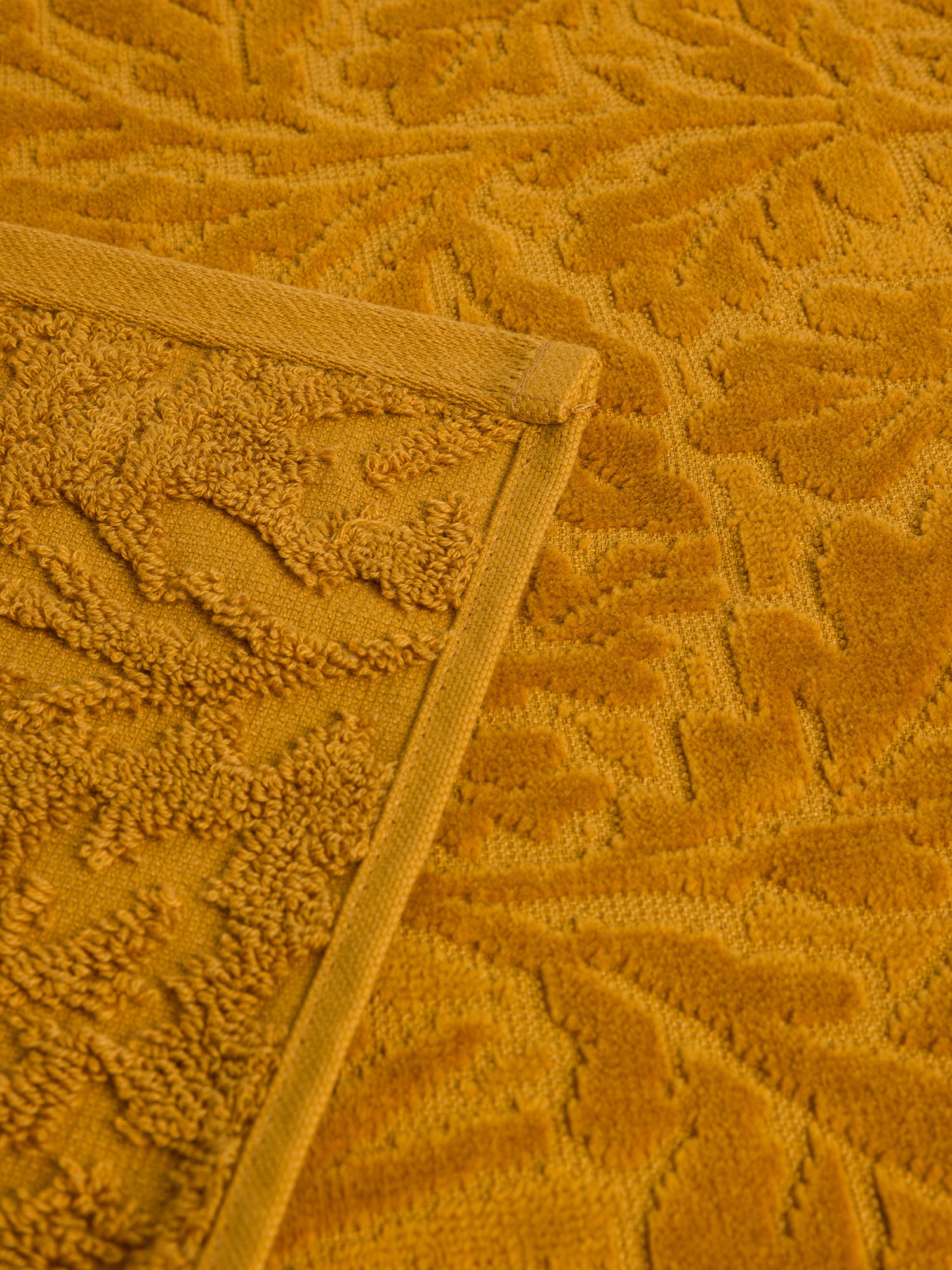 Asciugamano in cotone velour motivo in rilievo, Giallo ocra, large image number 2
