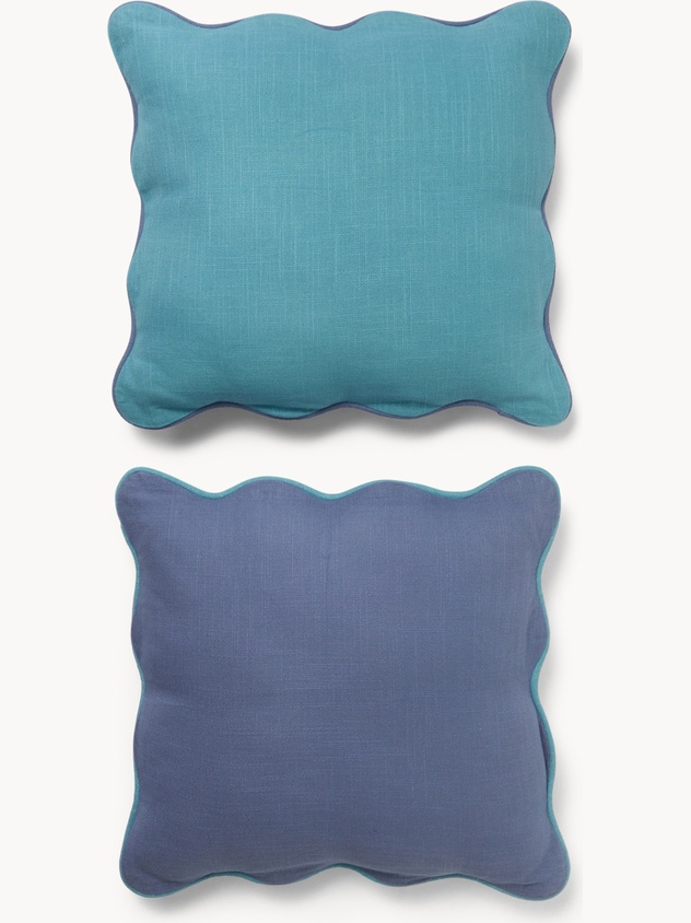 Set of 2 cotton cushions with scalloped edges and overlock,45x45cm - Introductory price