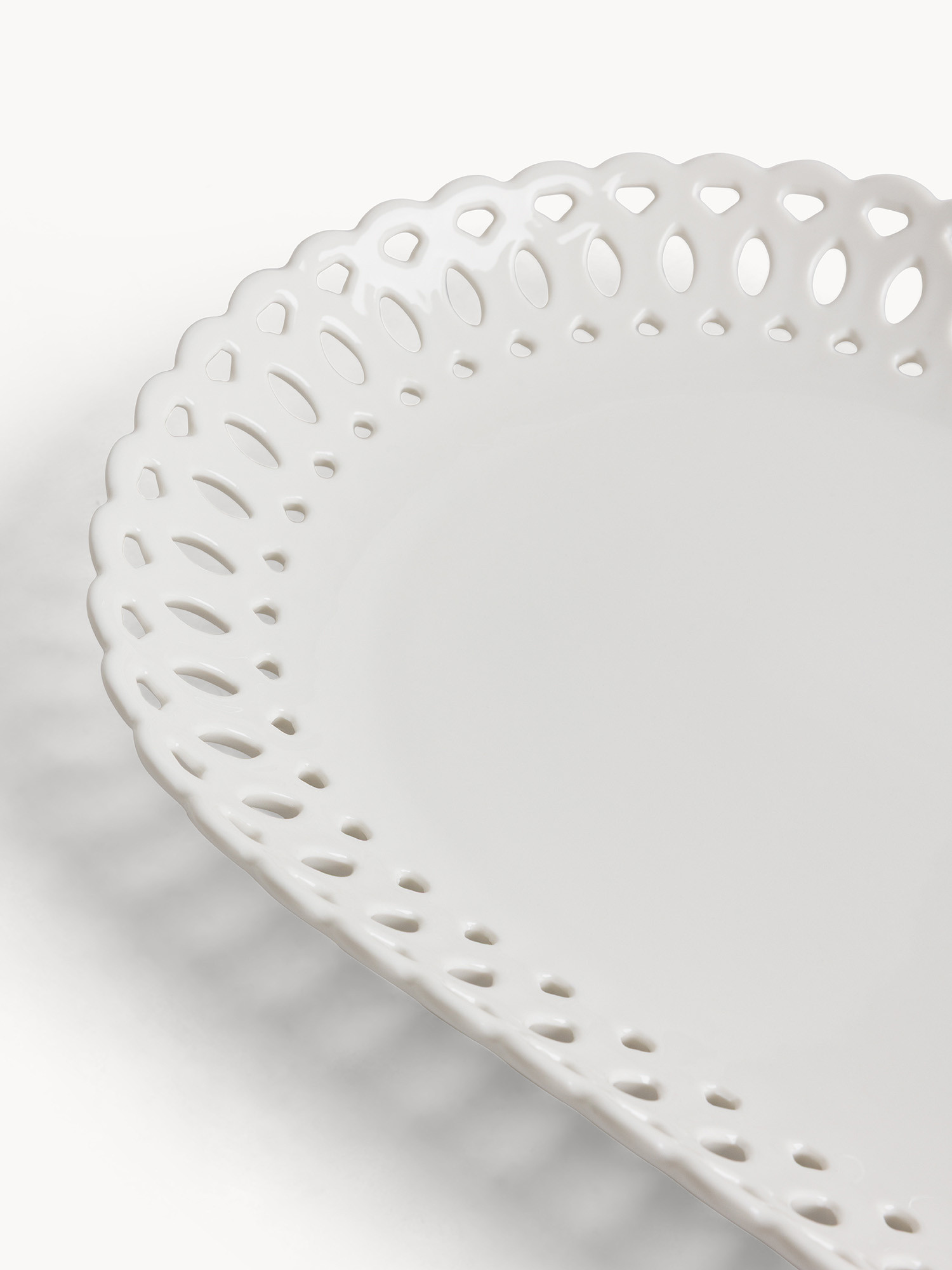 Perforated porcelain serving plate, White, large image number 1
