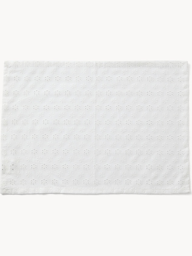 Cotton placemat with broderie anglaise embroidery