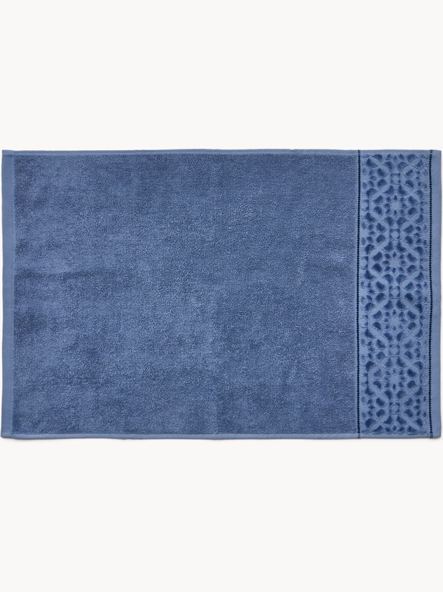 Pure cotton towel with ruffle