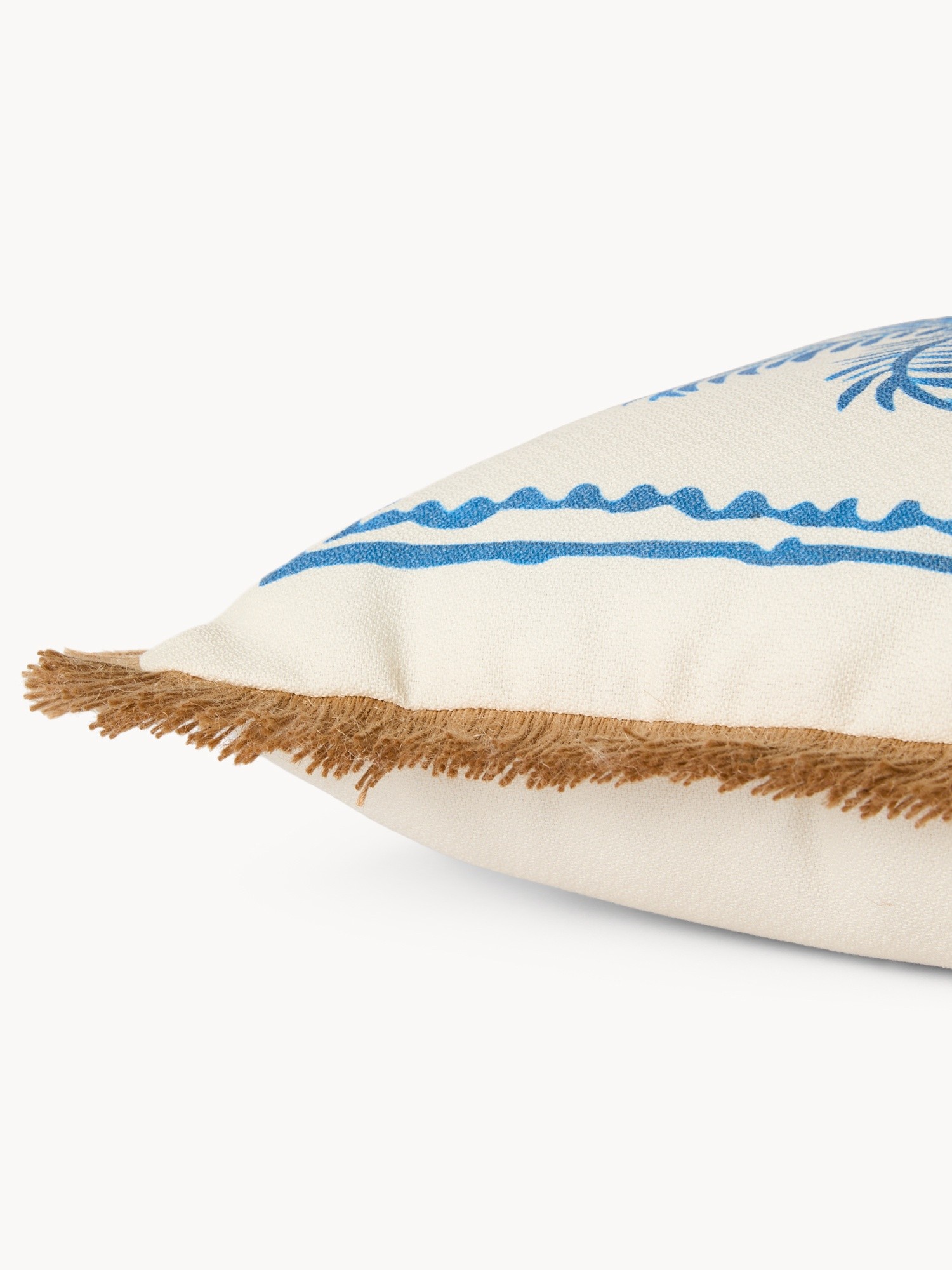 Cuscino con stampa palma e frangette in juta 45x45cm, Bianco/Azzurro, large image number 1