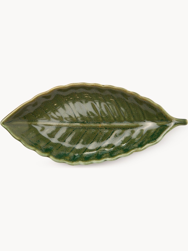 Decorative porcelain leaf plate