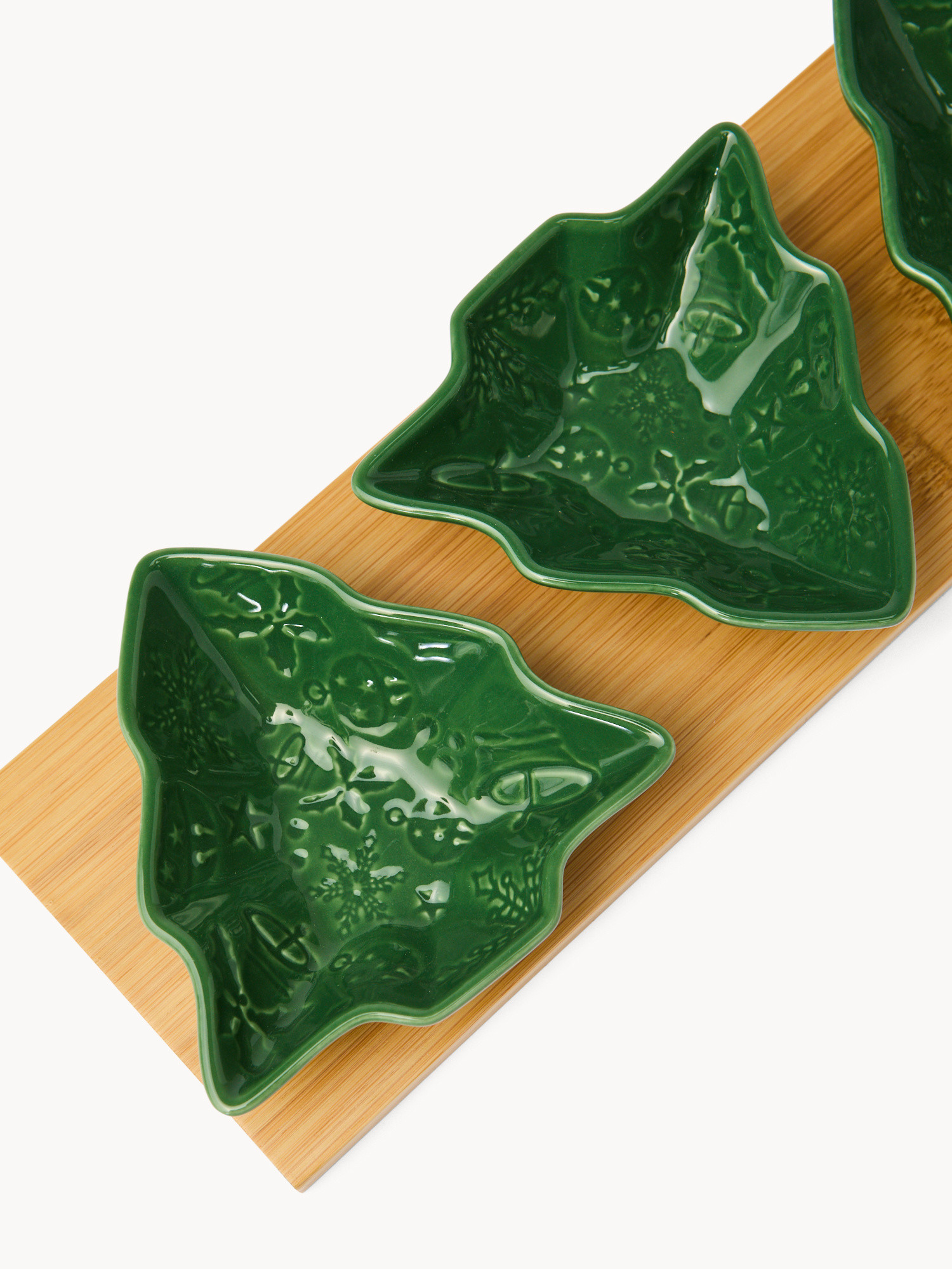 Bamboo wood appetizer dish with 3 tree-shaped cups, Green, large image number 1