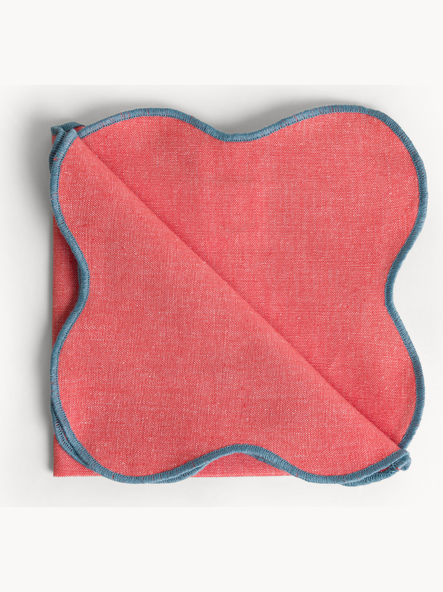 Cotton Napkin with Scalloped Edges and Overlock