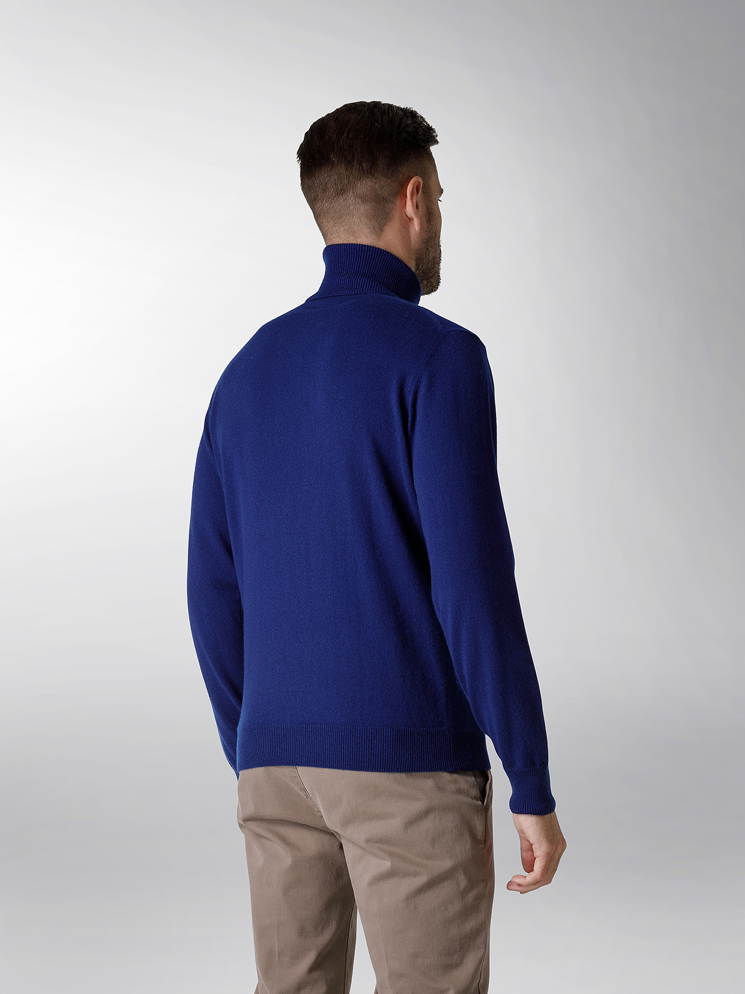 Coin Cashmere - Turtleneck in pure premium cashmere, Royal Blue, large image number 2