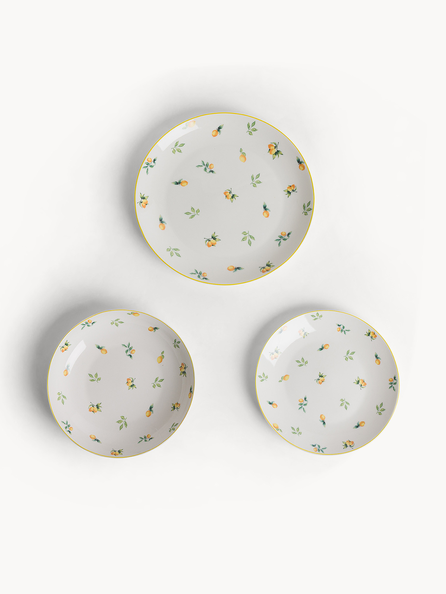 Set of 18 porcelain plates with lemon motif, White, large image number 1