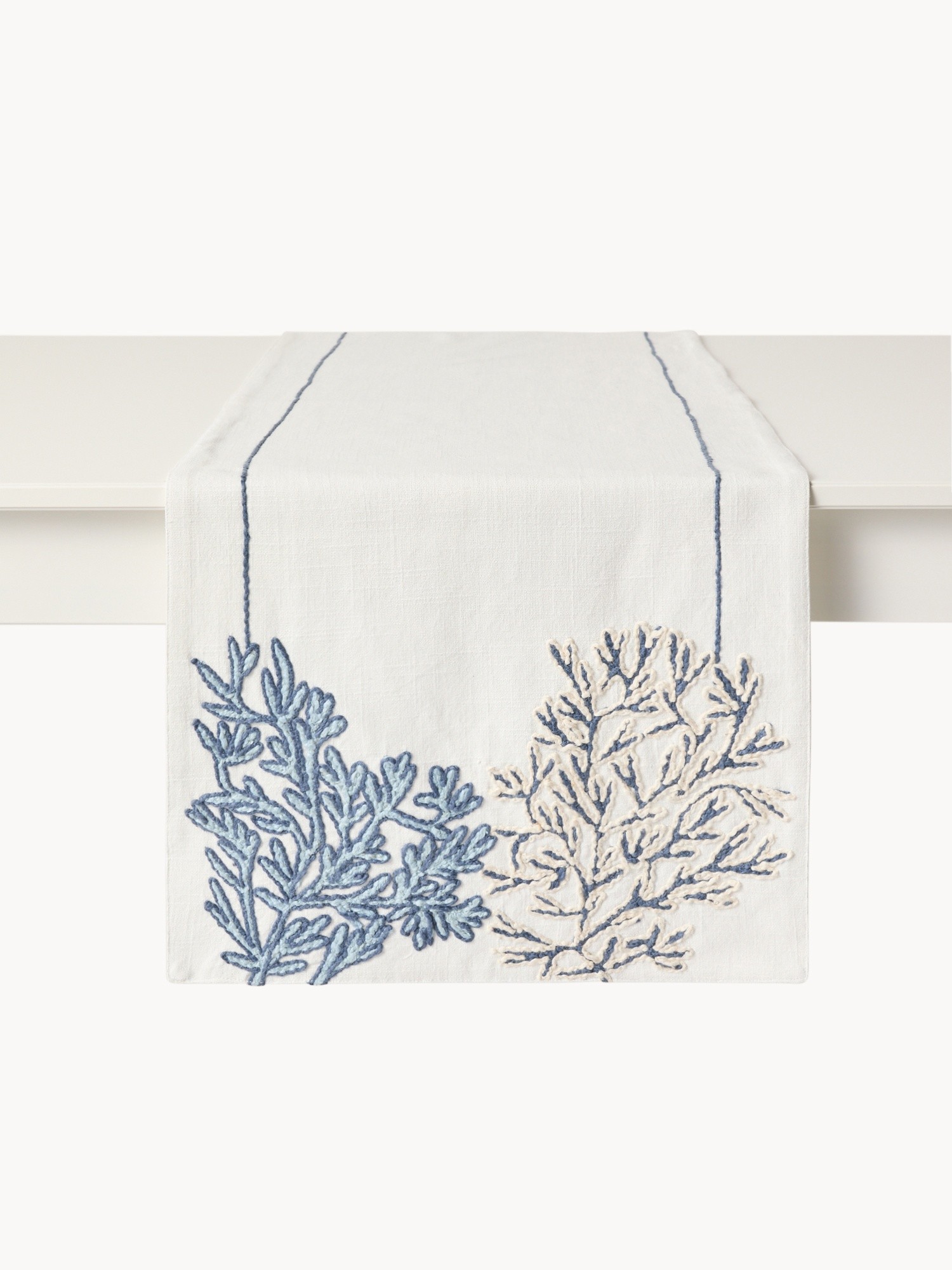 Runner in cotone ricamato, Bianco/Azzurro, large image number 1