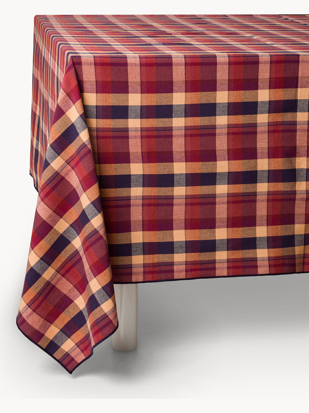 Checkered tablecloth in pure yarn-dyed cotton