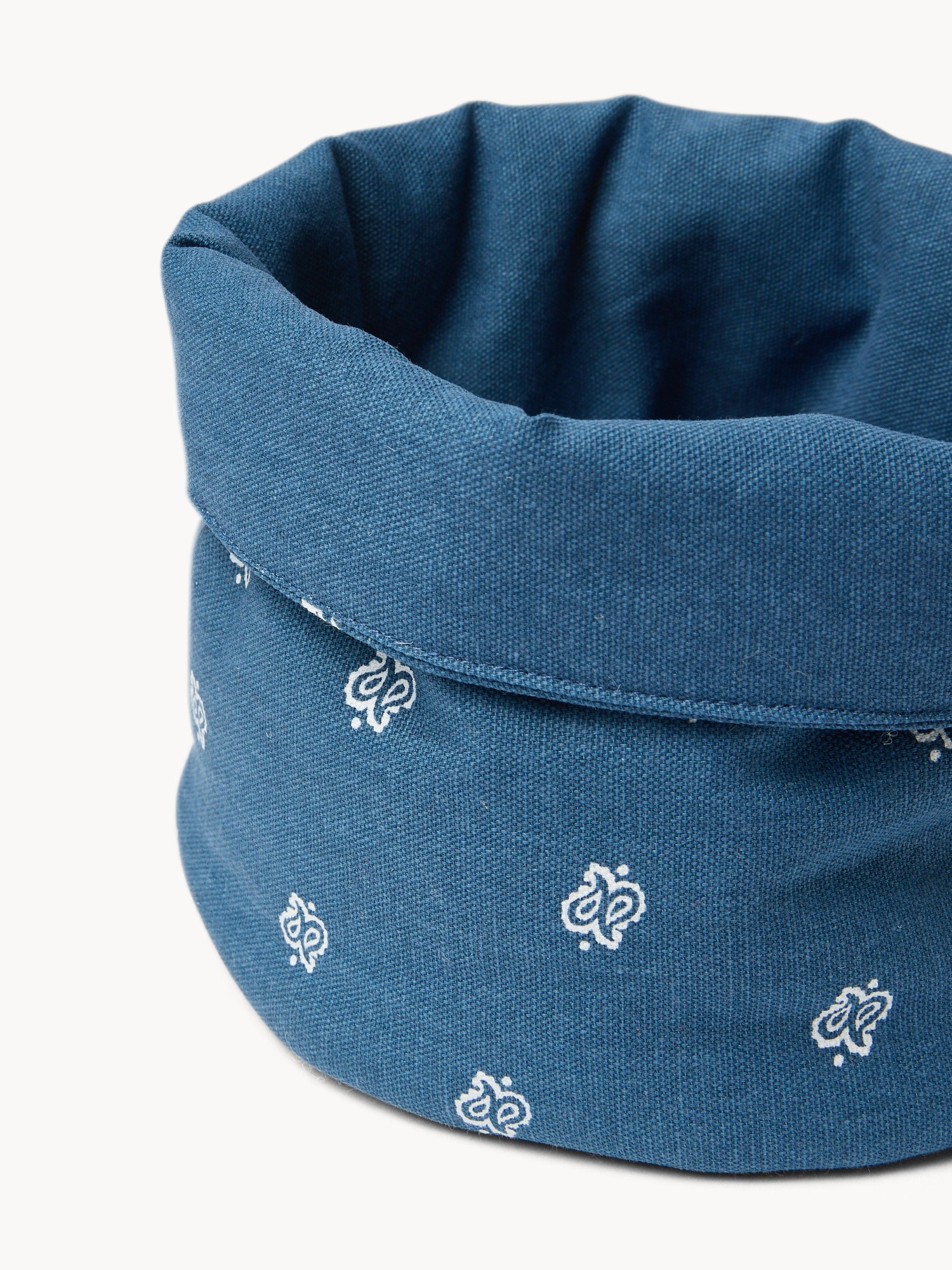 Pure cotton basket with bandana print and embroidery - Discounted Price, Blue, large image number 1