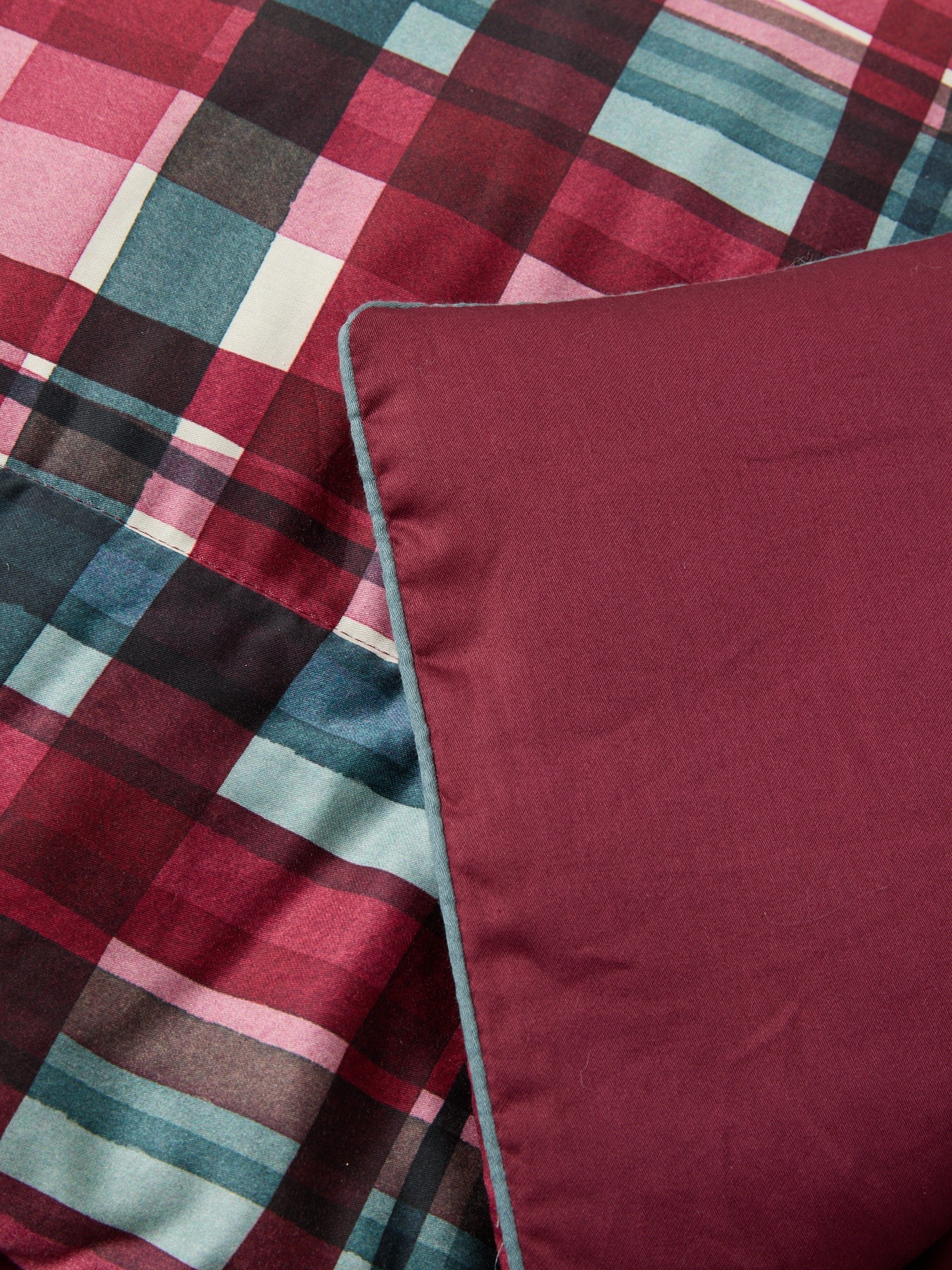 Padded cotton satin plaid with check pattern, Red, large image number 1