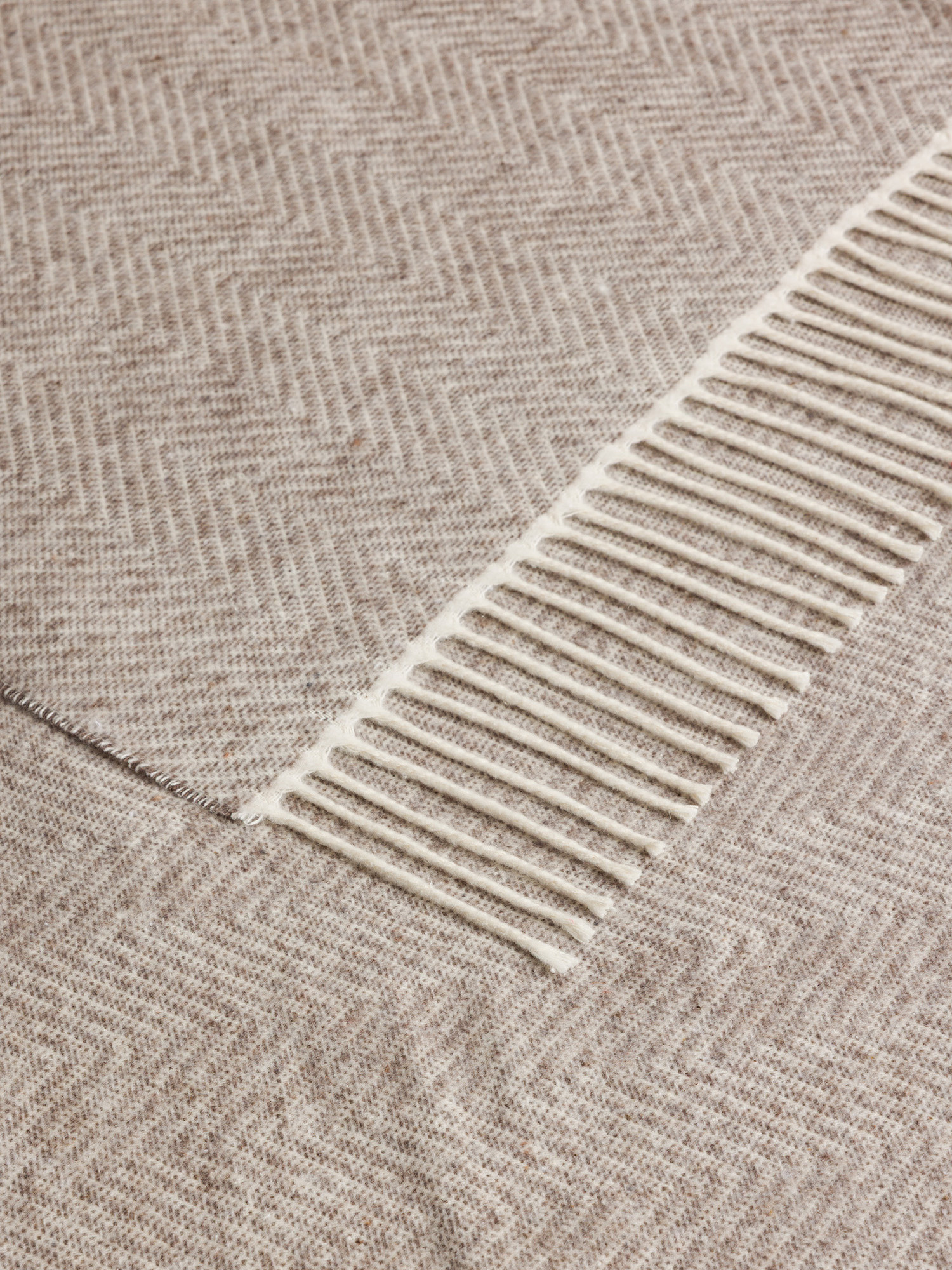 Plaid a spina di pesce made in Italy con filati riciclati, Grigio, large image number 1