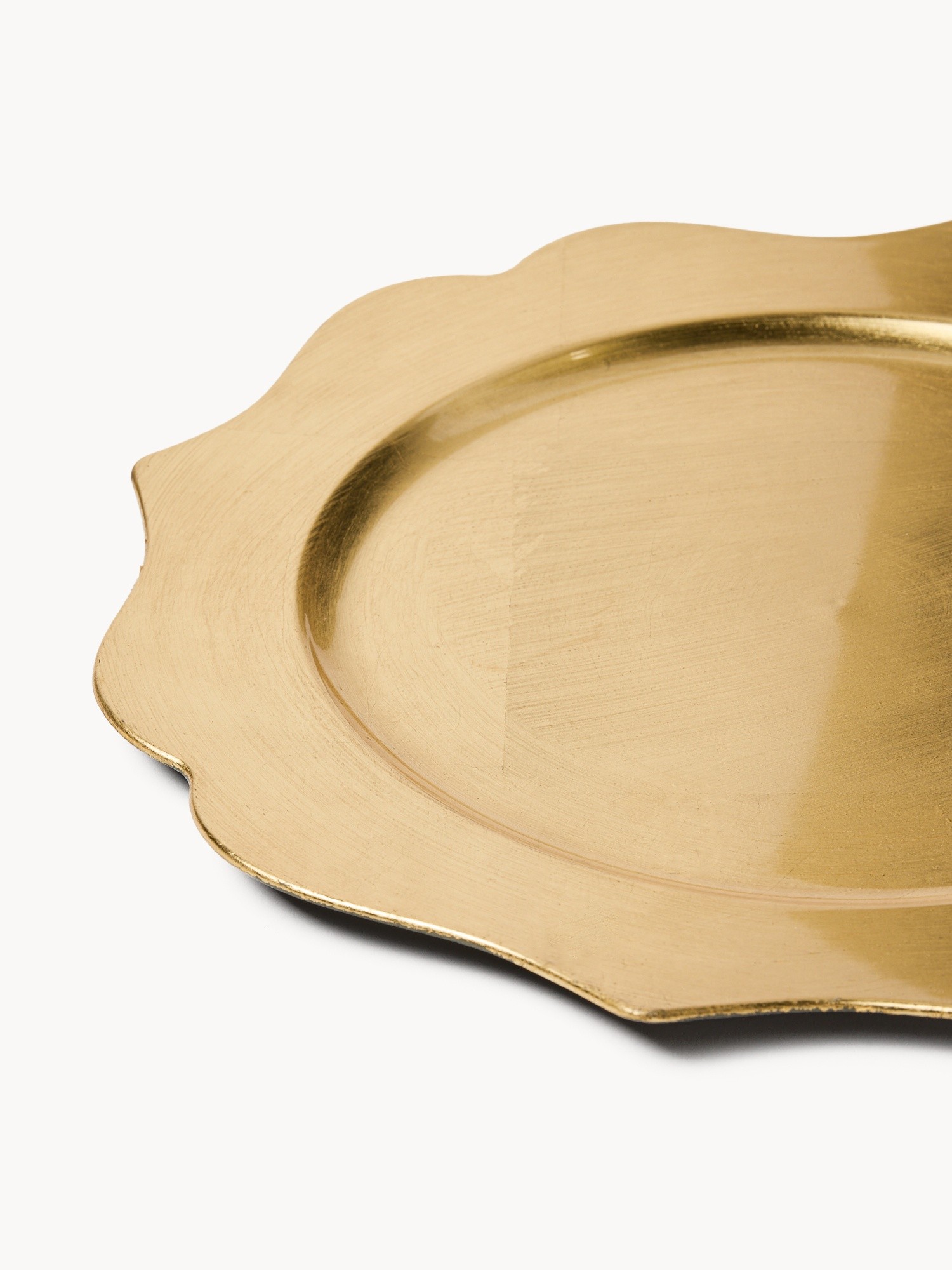 Round charger plate with a wavy edge, Gold, large image number 1