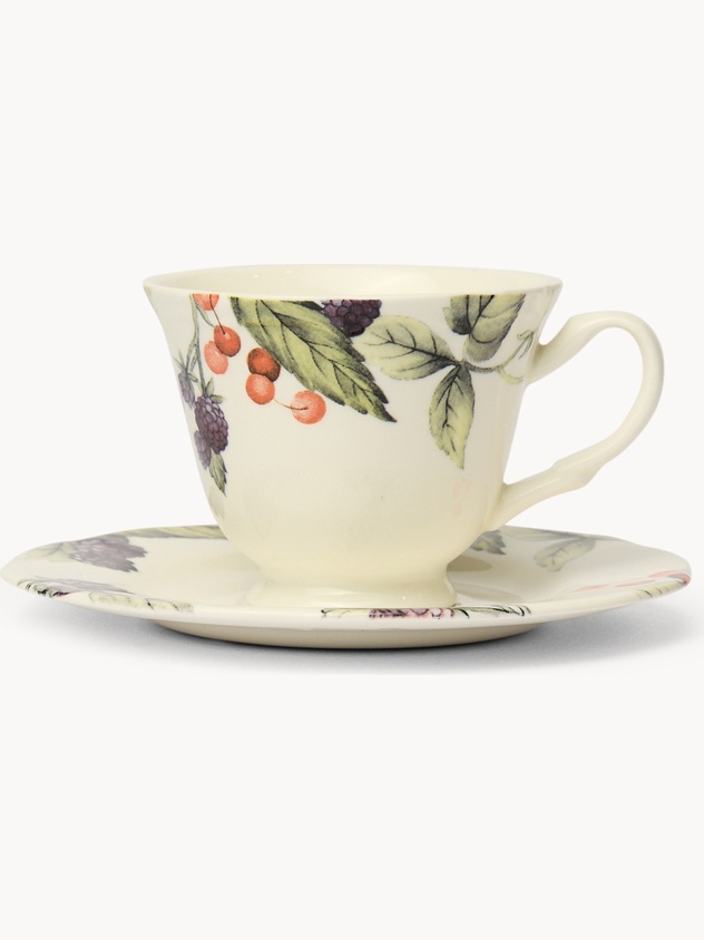 Tazza t&egrave; in ceramica motivo bacche - Prezzo di lancio