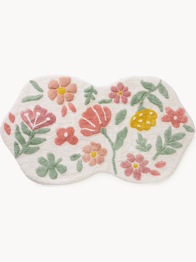 Shaped tufted cotton bath mat