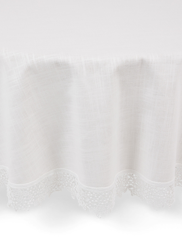Pure cotton tablecloth with lace edge