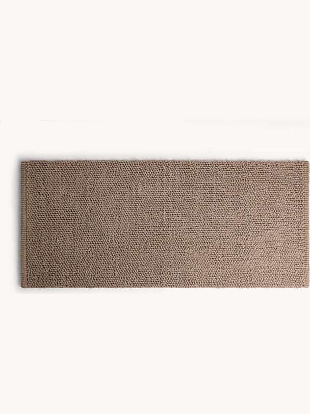 Shaggy chenille bath mat