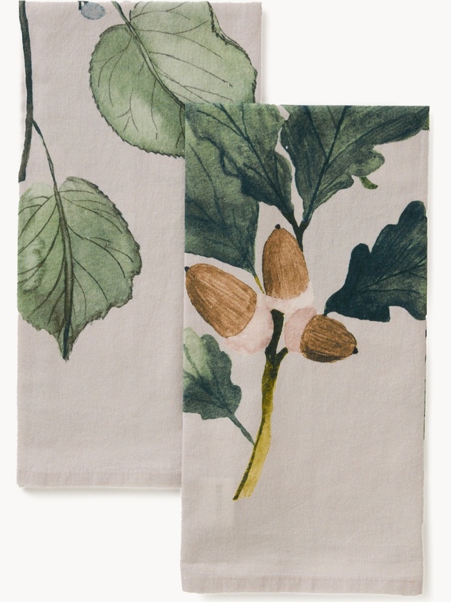 Set of 2 linen blend tea towels with botanical print