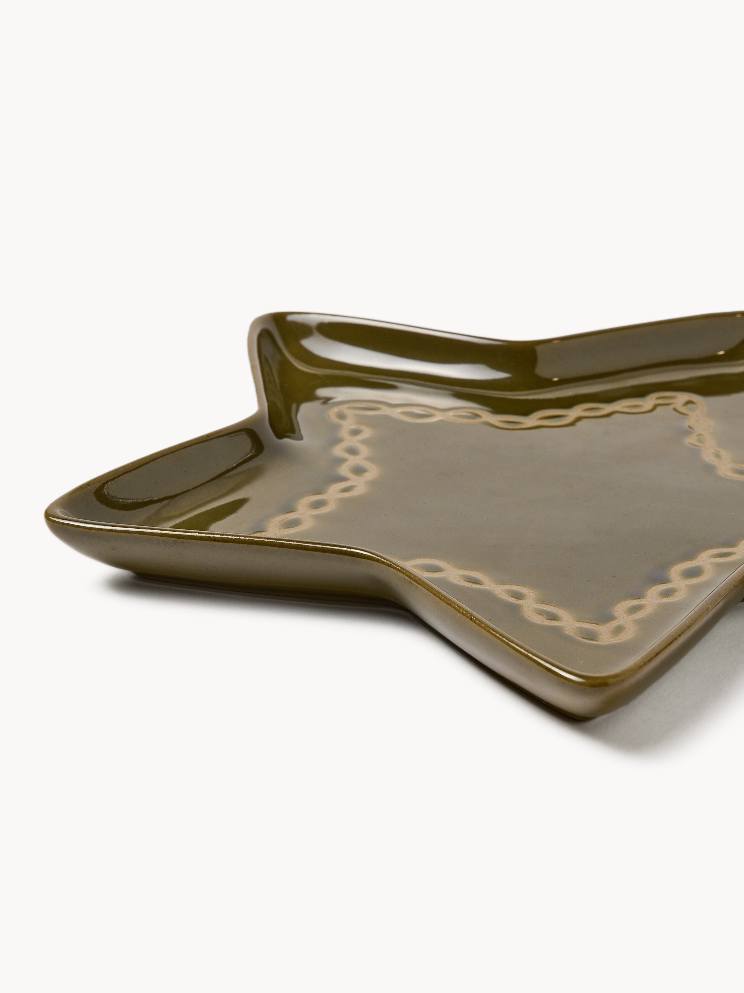Small ceramic plate in the shape of a star, Green, large image number 1