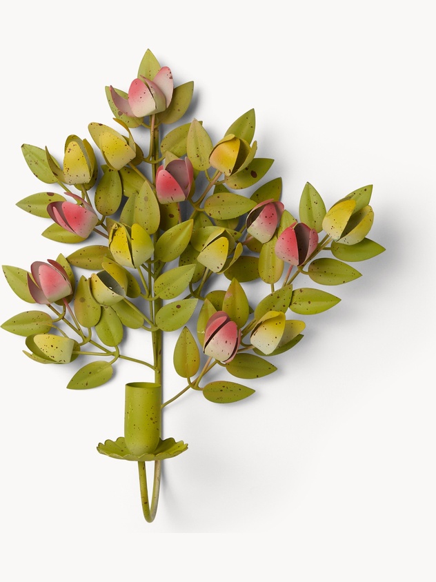 Hanging iron candlestick