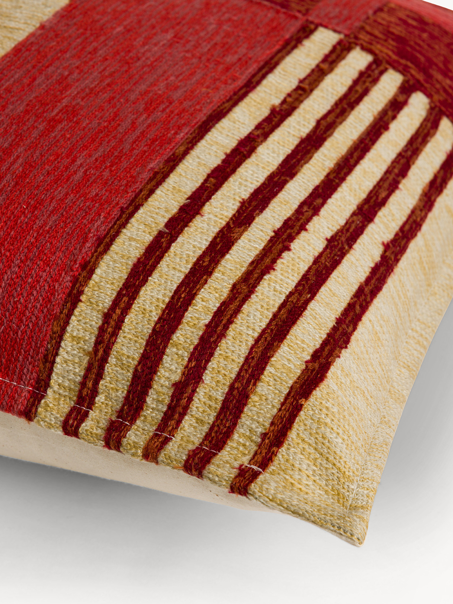 45x45 cm cotton cushion with geometric embroidery, Red, large image number 2