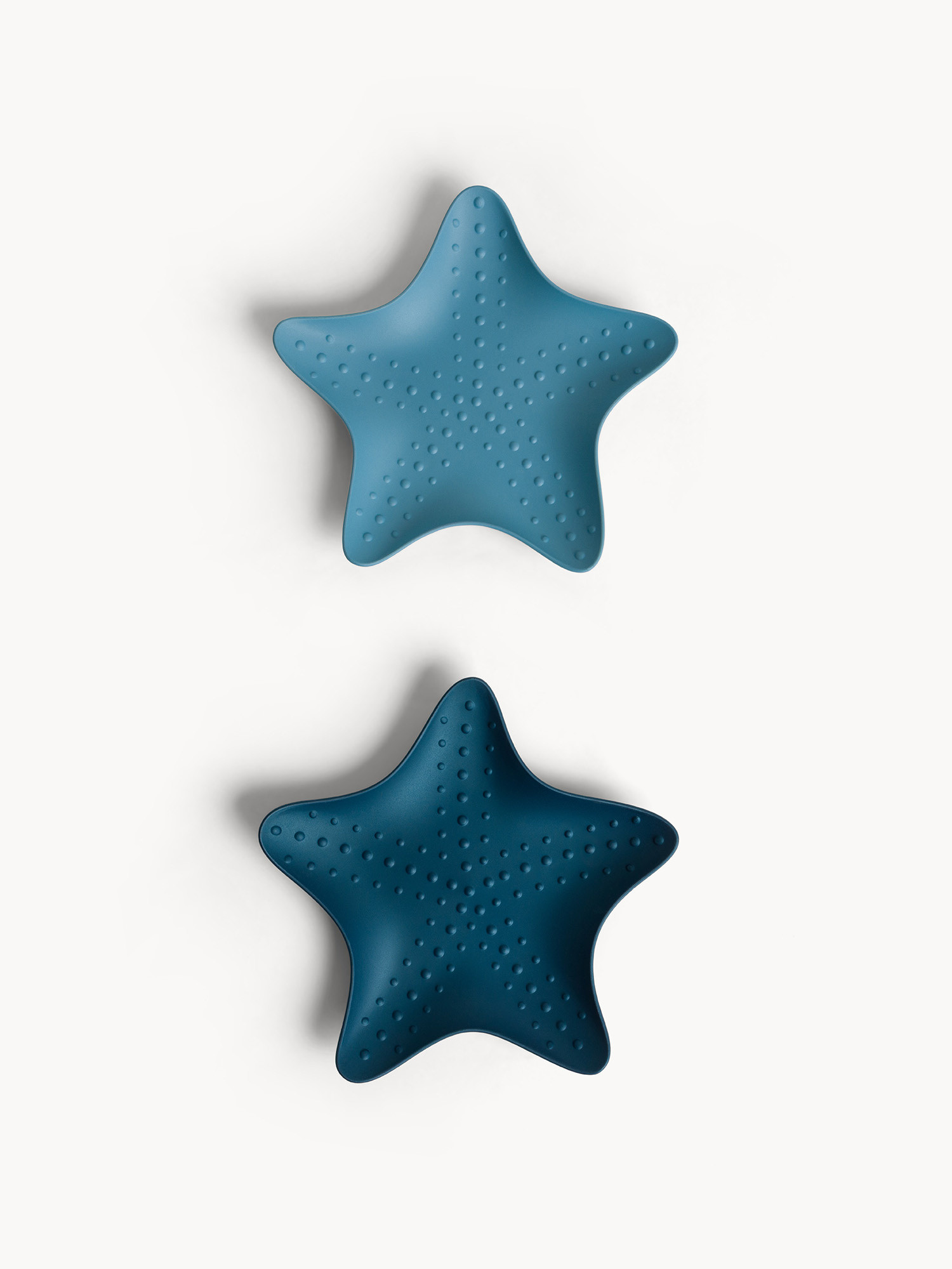 Star-shaped plastic saucers, Transparent, large image number 0