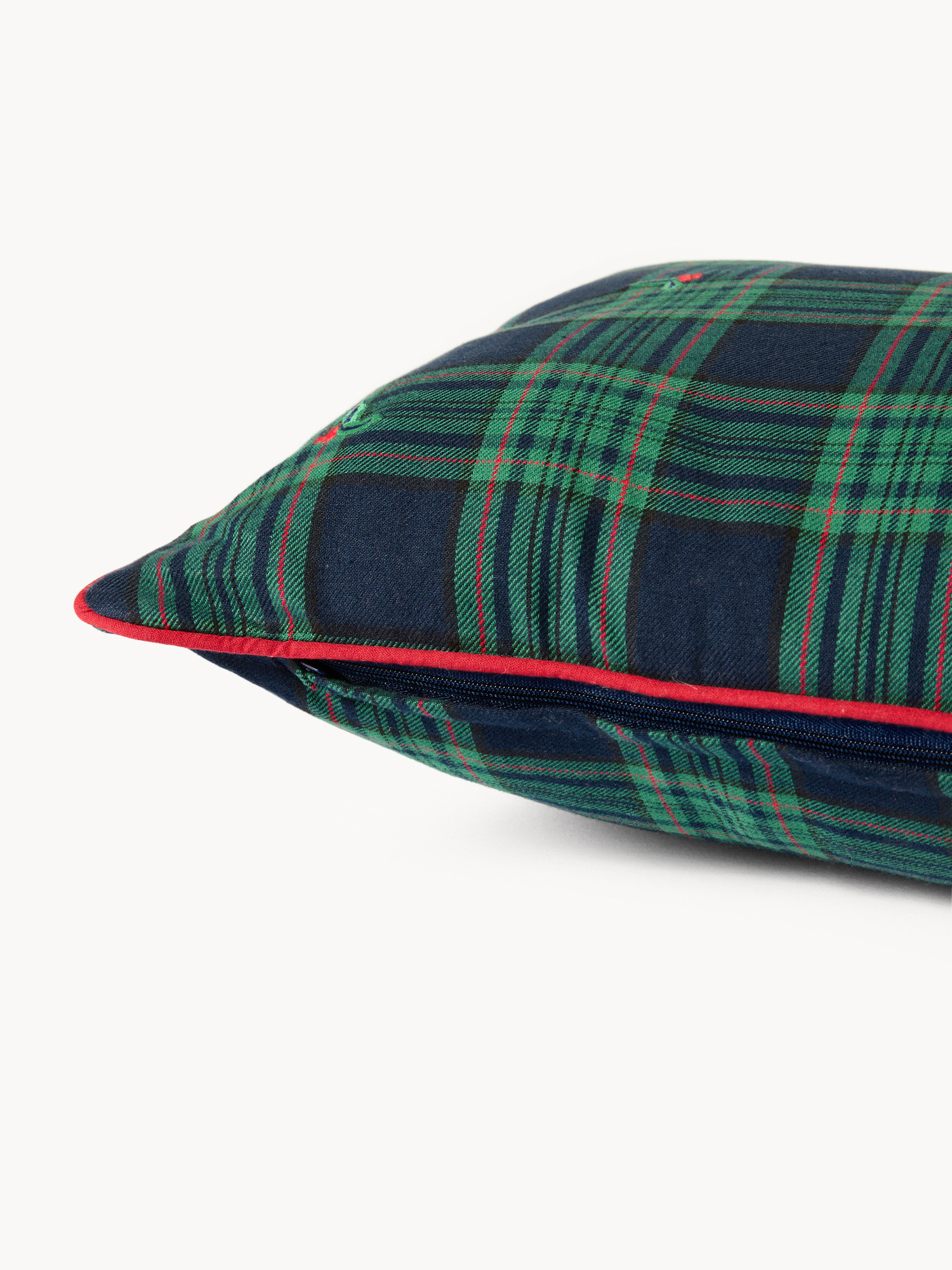 Cuscino 35x50 in cotone motivo tartan con ricami agrifoglio, Blu, large image number 2