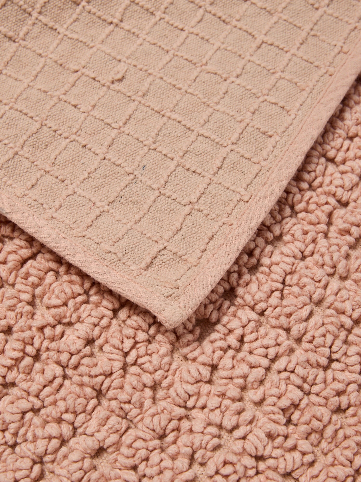 Bath mat with honeycomb pattern, Pink, large image number 1