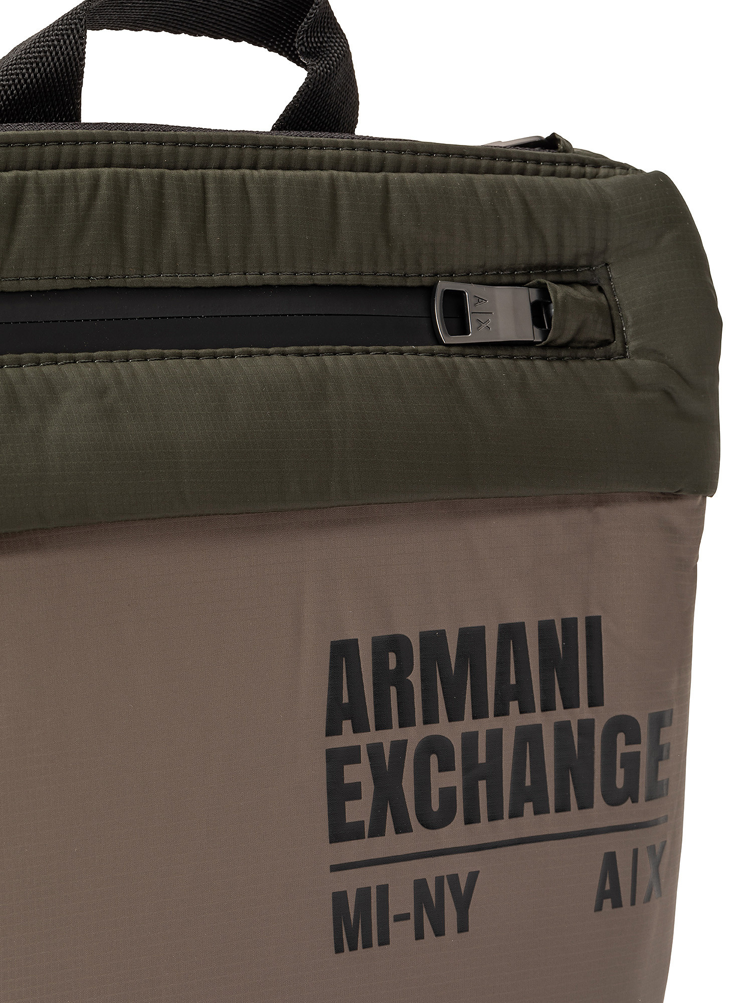 Armani Exchange - Borsa a tracolla in tessuto tecnico riciclato, Verde scuro, large image number 2