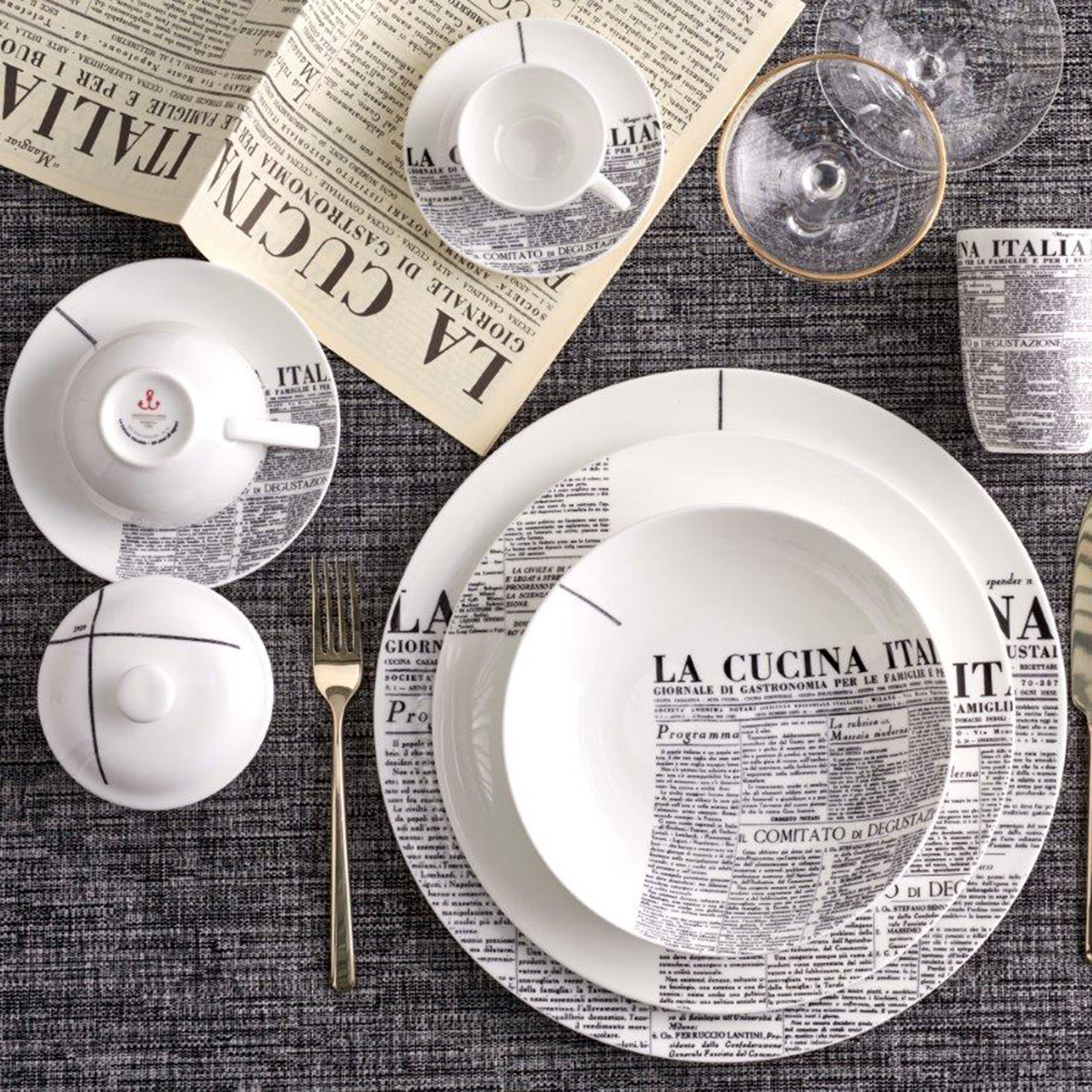 Fine bone china soup dish with geometric La Cucina Italiana decoration, White, large image number 2