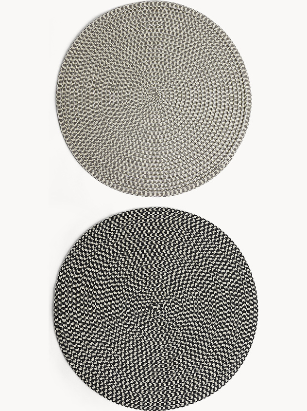 Woven plastic placemat