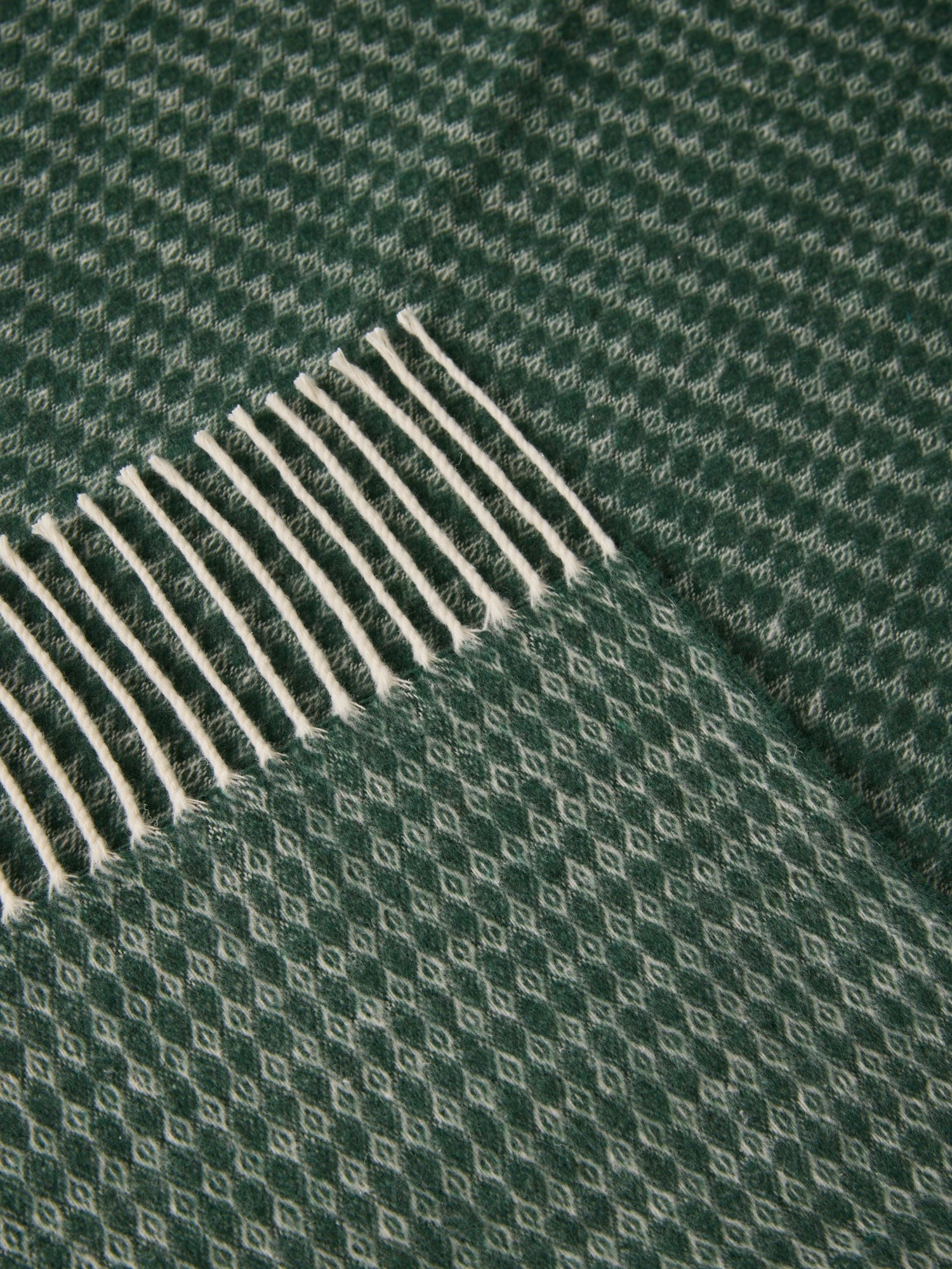 Geometric pattern throw, Green, large image number 1