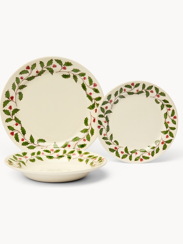 Set of 18 ceramic plates with holly motif