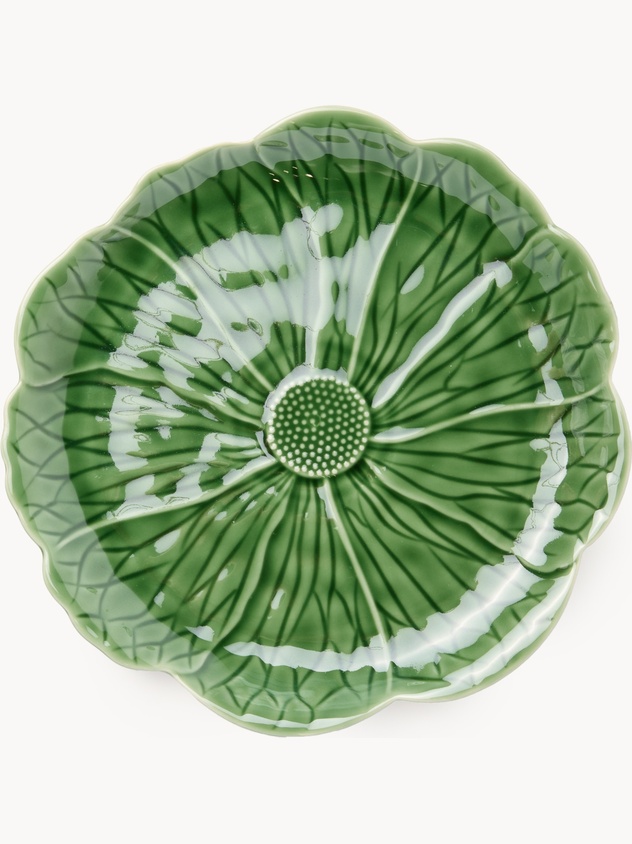 Cabbage-leaf-shaped porcelain serving dish