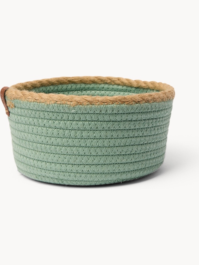Basket with jute border