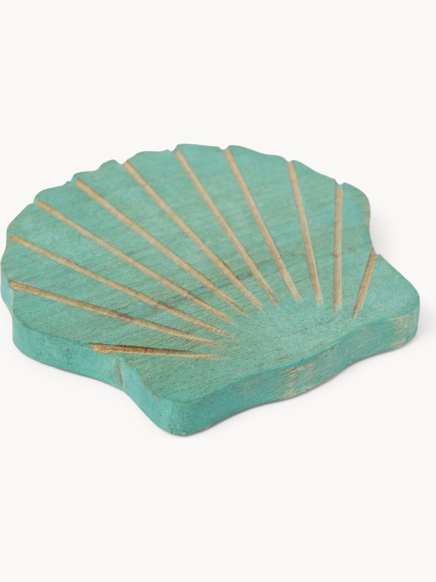 Set of 4 fan-shaped wooden coasters