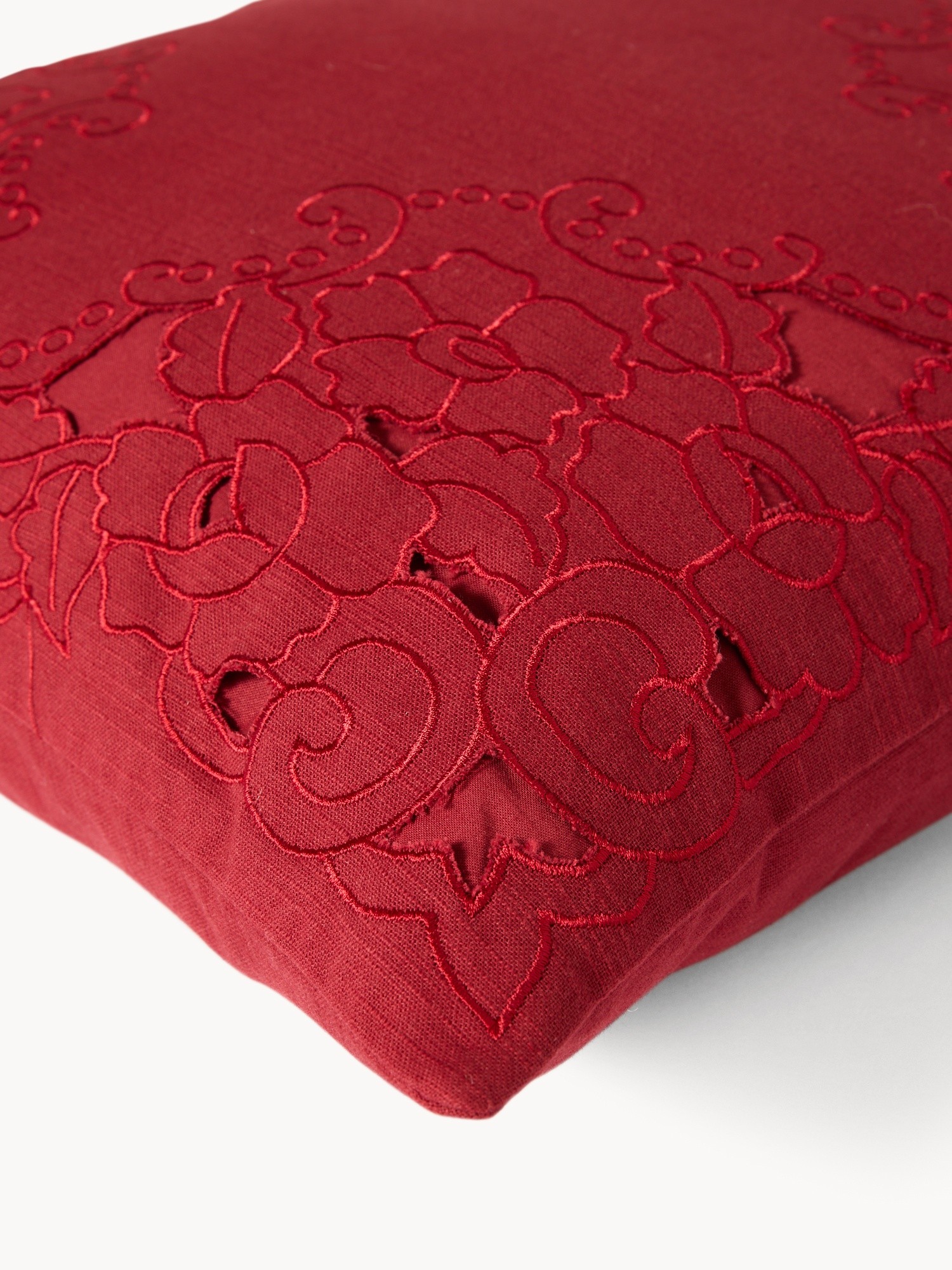 Cuscino 45x45 cm intagli laser, Rosso, large image number 2