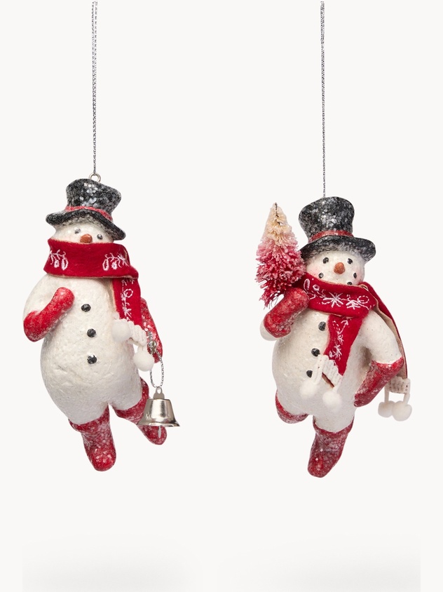 Papier-m&acirc;ch&eacute; tree decoration