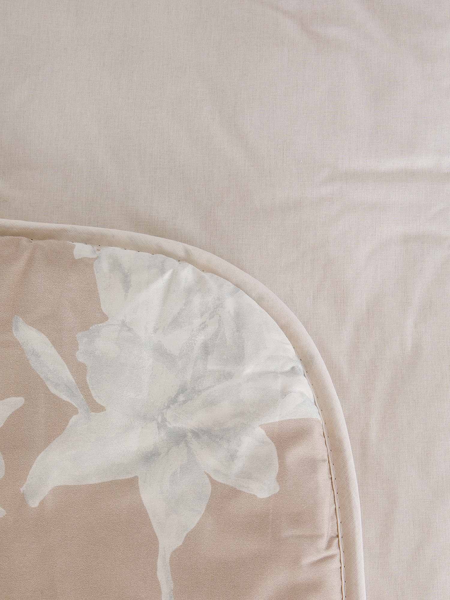 Trapunta raso di cotone motivo floreale Portofino, Rosa antico, large image number 1