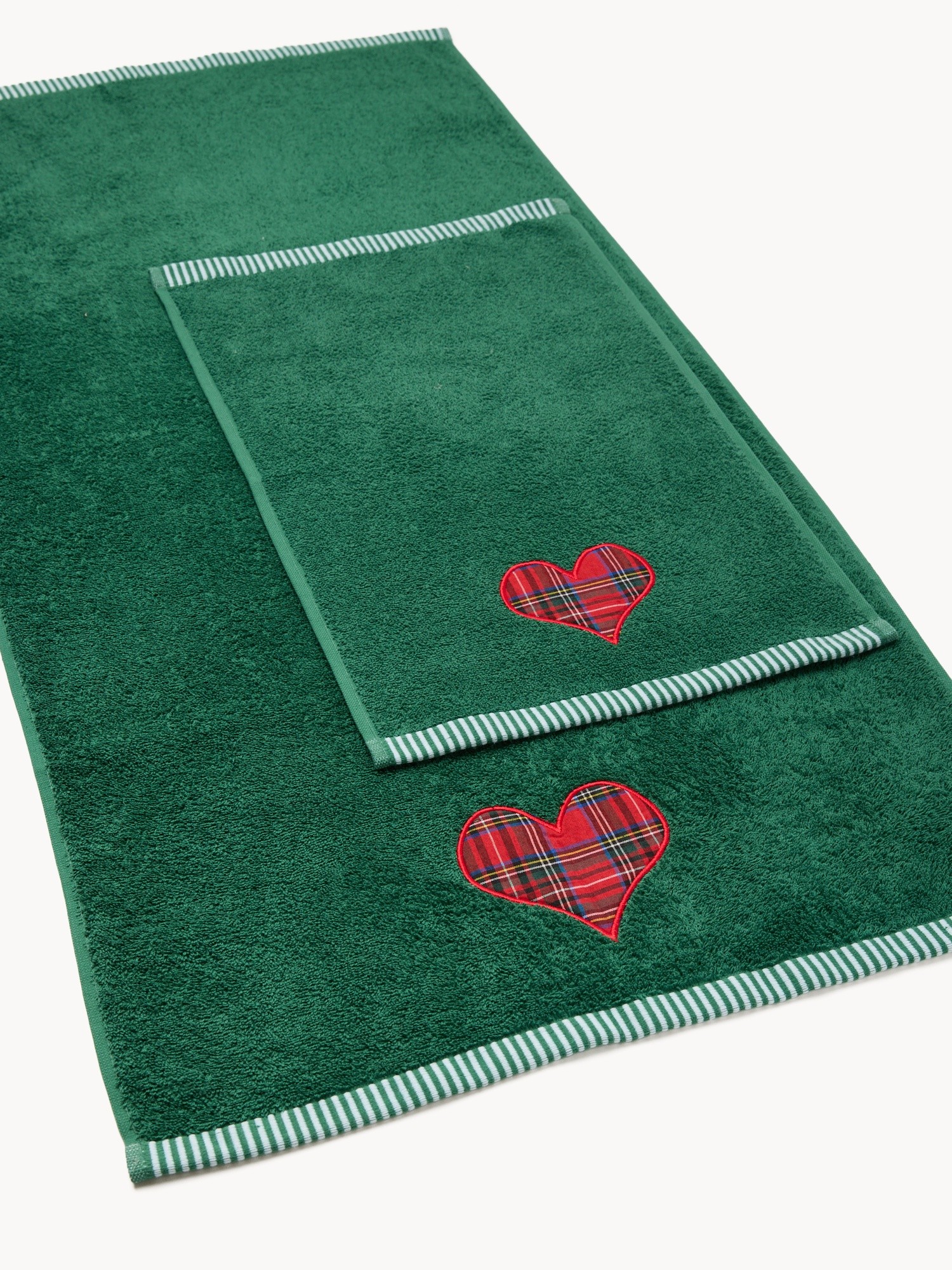 Set of 2 terry towels with tartan heart design, Green, large image number 1