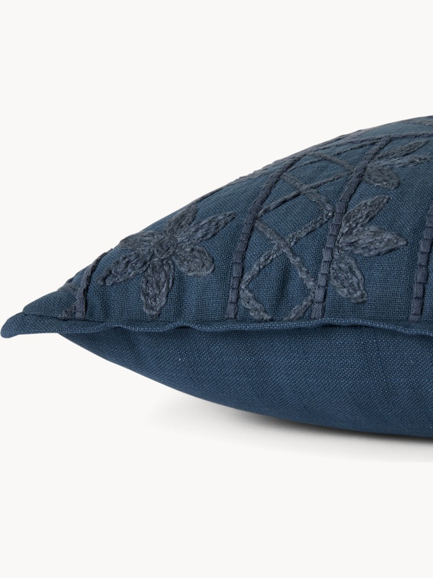 Embossed floral embroidery cushion,45x45cm